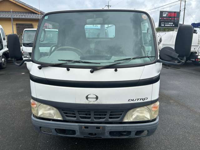 Hino Dutro 2