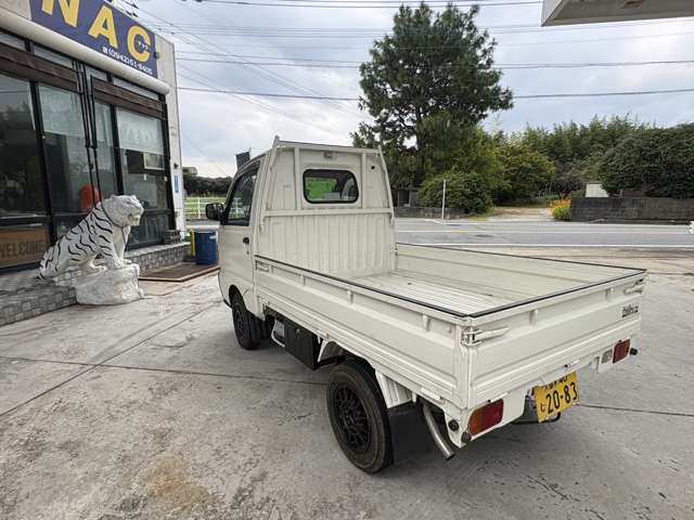 Mitsubishi Minicab Truck 9