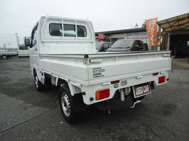 Nissan NT100 Clipper 2