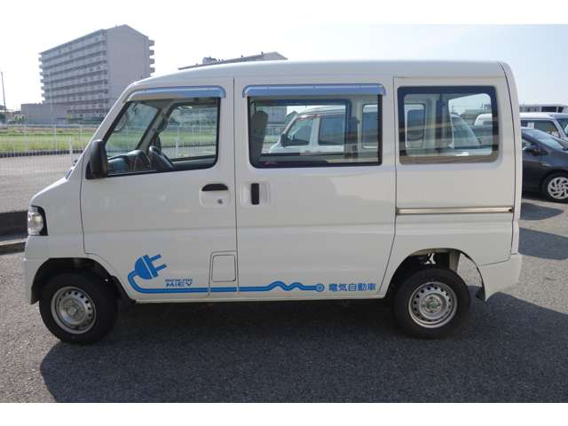 Mitsubishi Minicab MiEV 4