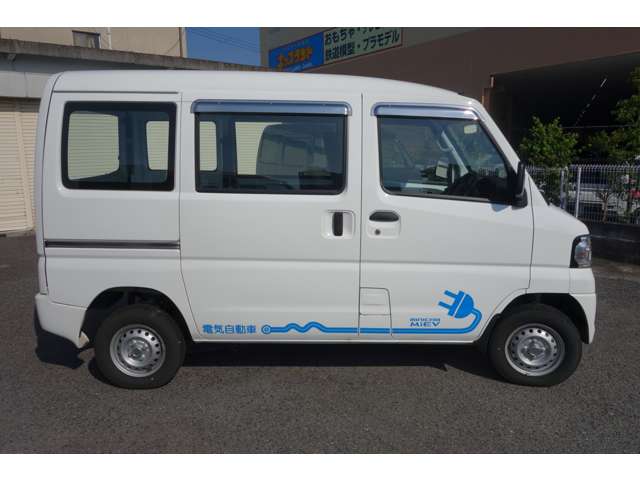 Mitsubishi Minicab MiEV 5