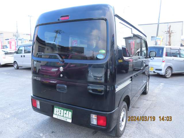 Suzuki Every 8