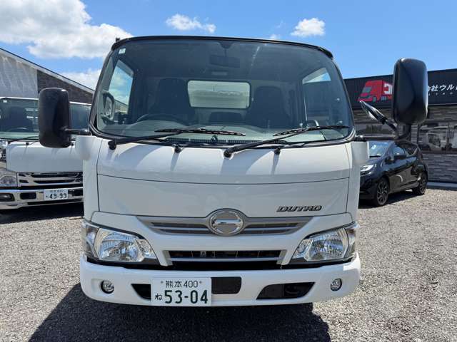 Hino Dutro 3