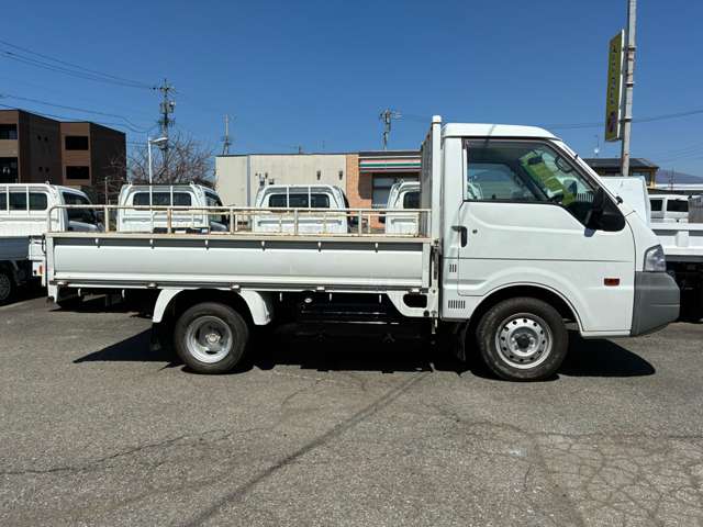 Mazda Bongo Truck 6