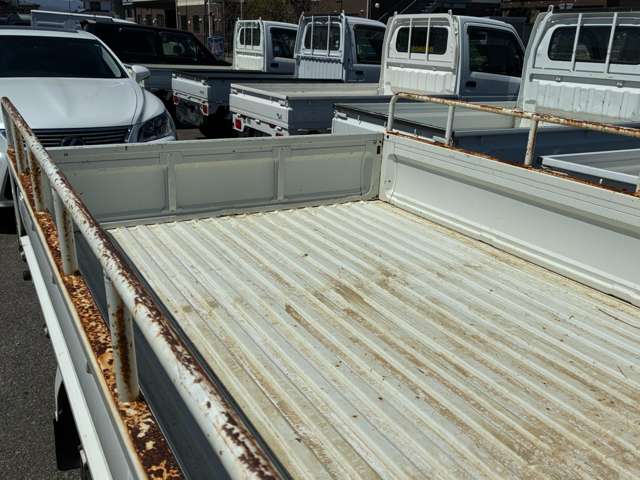 Mazda Bongo Truck 9