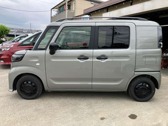 Suzuki Spacia Base 7