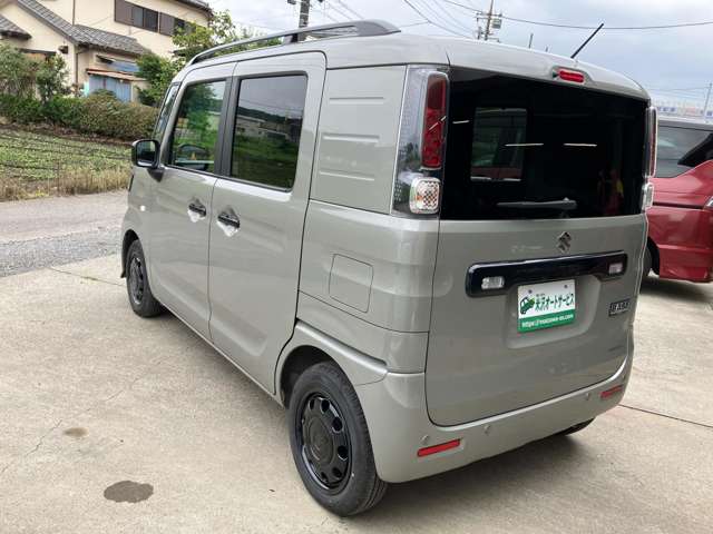 Suzuki Spacia Base 8