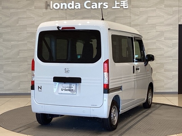 Honda N-VAN 8