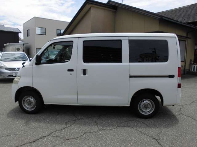 Toyota Town Ace Van 5
