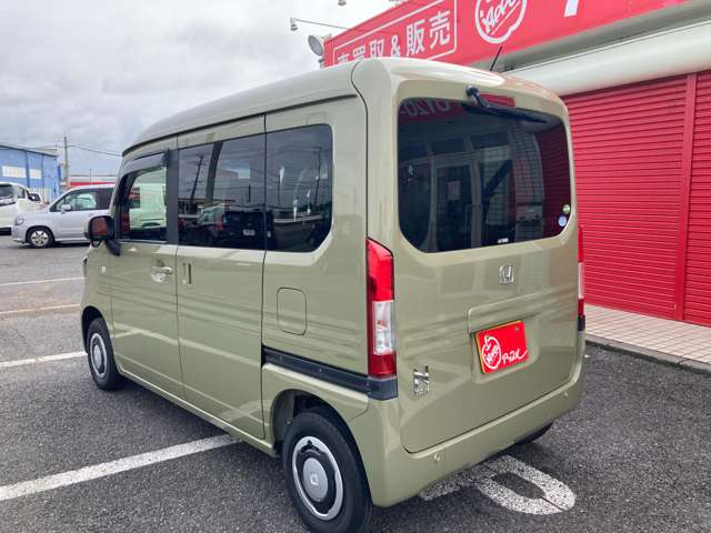 Honda N-VAN 8
