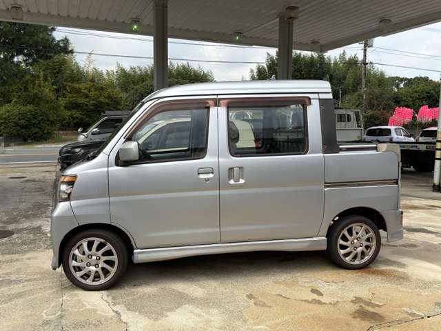 Daihatsu Hijet Deck Van 4