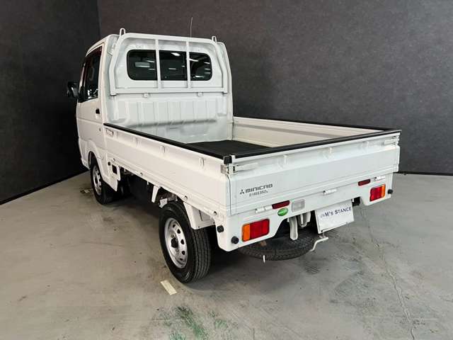Mitsubishi Minicab Truck 11
