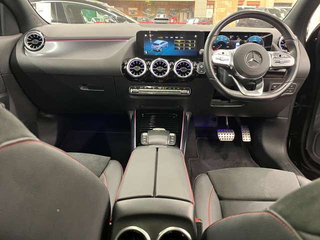 Mercedes-Benz GLA-Class 3