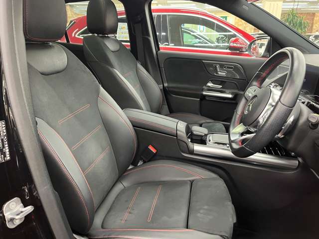Mercedes-Benz GLA-Class 9