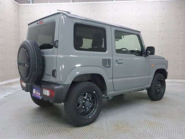 Suzuki Jimny 3