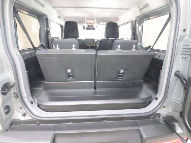 Suzuki Jimny 10