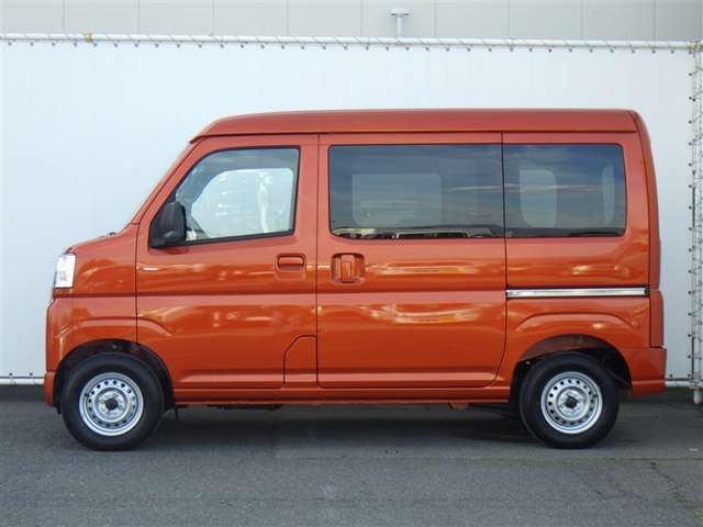Daihatsu Hijet Cargo 2