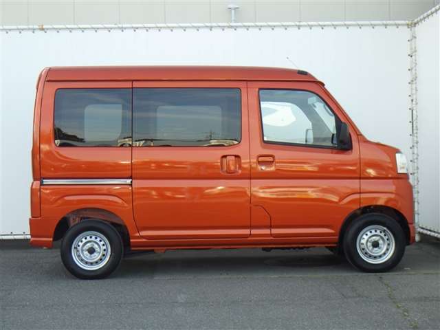 Daihatsu Hijet Cargo 7