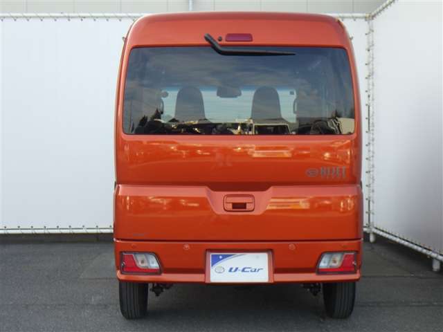 Daihatsu Hijet Cargo 8
