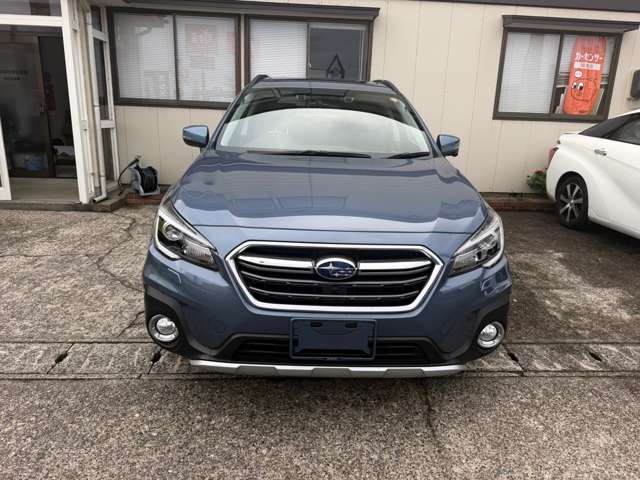 Subaru Legacy Outback 2