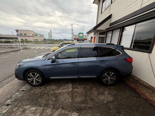 Subaru Legacy Outback 7