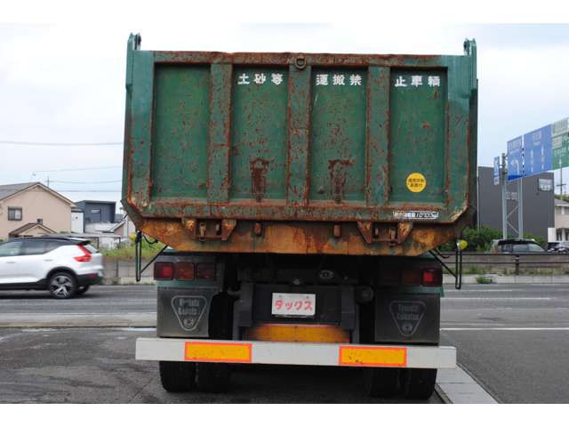 Hino Profia 9