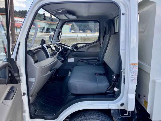 Mitsubishi Fuso Canter 11