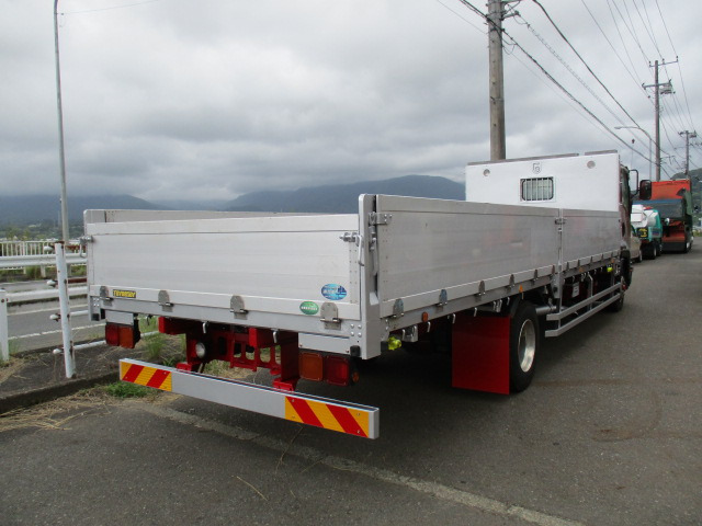 Isuzu Forward 9