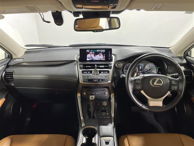 Lexus NX 5
