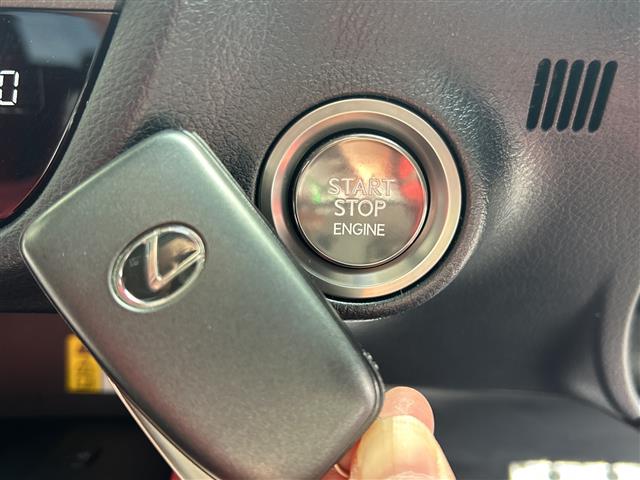 Lexus RX 6