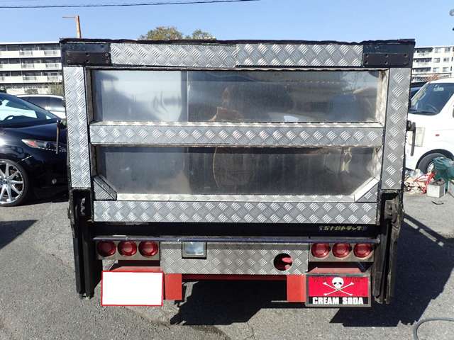Isuzu Elf 5