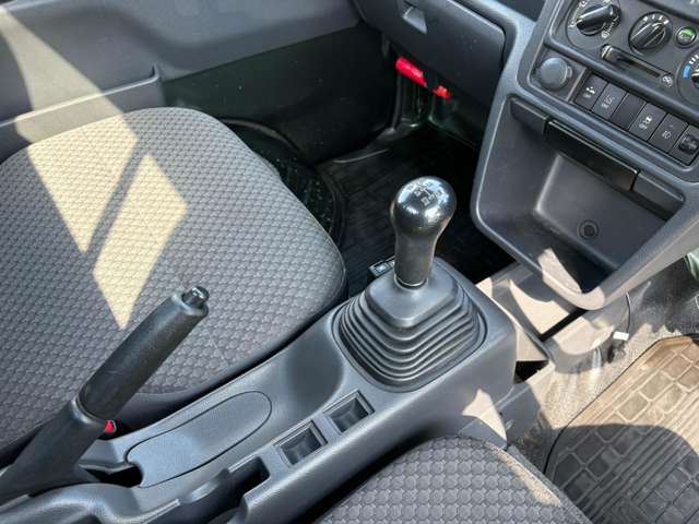 Suzuki Carry 8