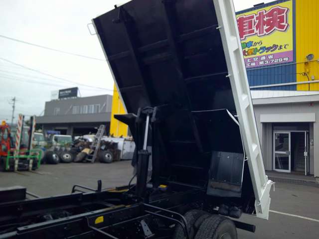 Hino Ranger 9