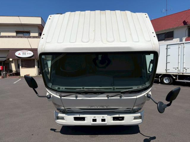 Isuzu Elf 3