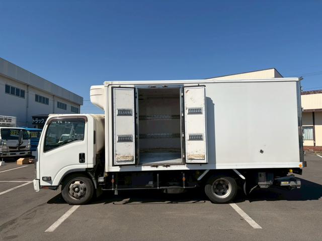 Isuzu Elf 6