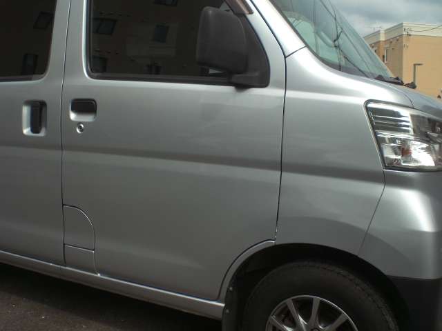Daihatsu Hijet Cargo 11