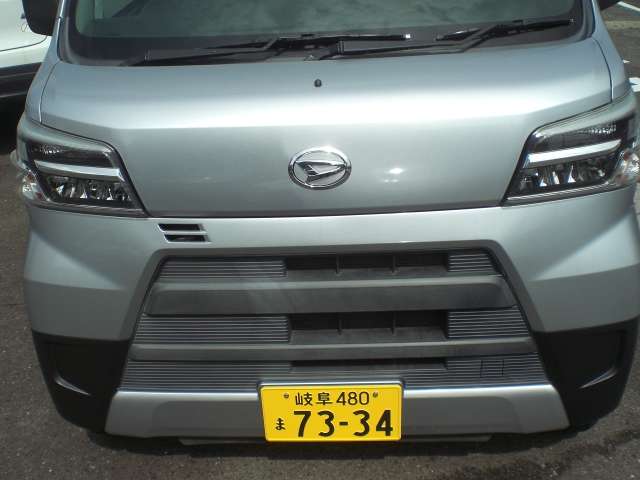 Daihatsu Hijet Cargo 9