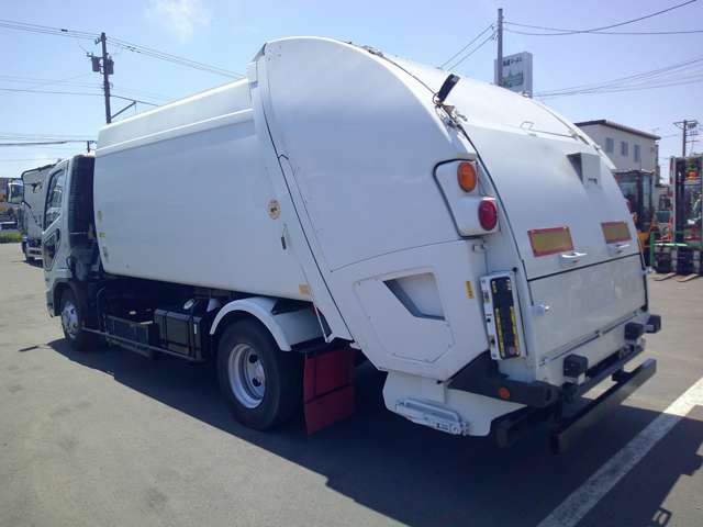 Mitsubishi Fuso Fighter 5