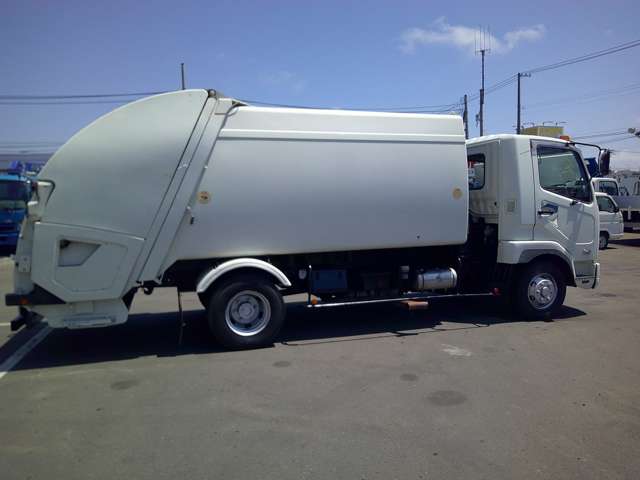 Mitsubishi Fuso Fighter 8