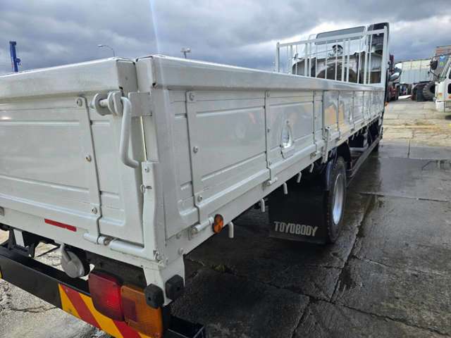 Hino Ranger 10