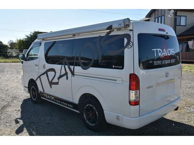 Toyota Hiace 7