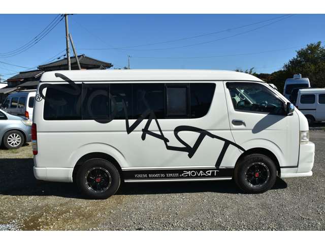 Toyota Hiace 9