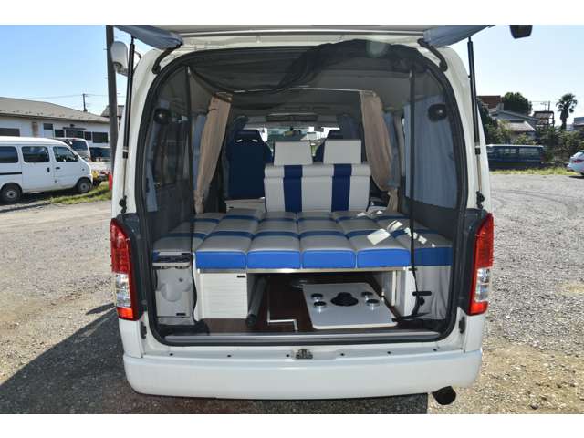 Toyota Hiace 10