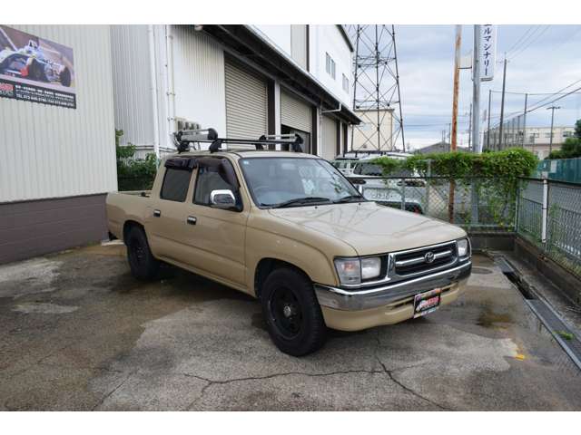 Toyota Hilux 11