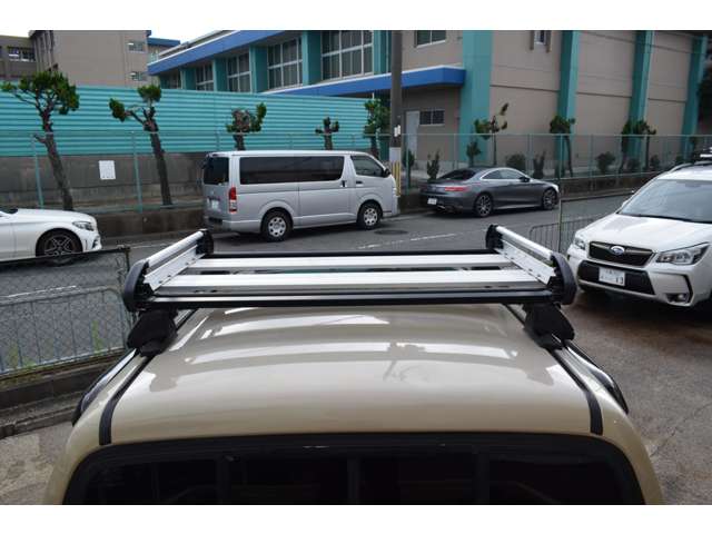 Toyota Hilux 5