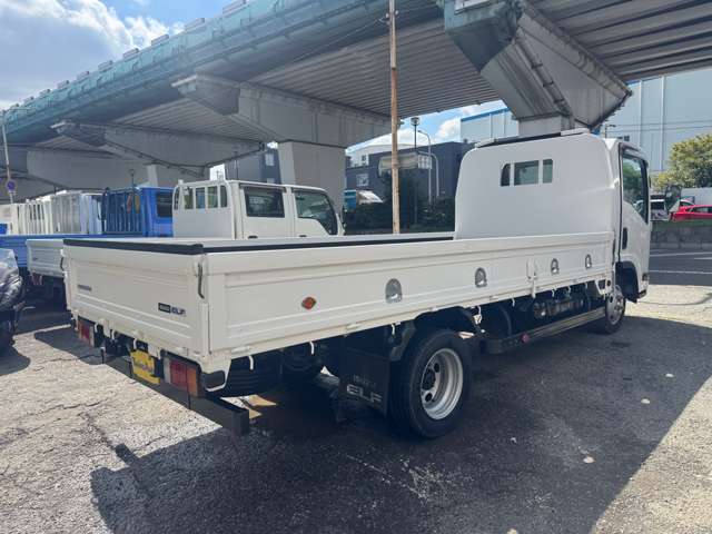 Isuzu Elf 5