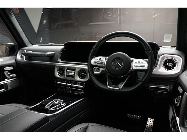 Mercedes-Benz G-Class 9