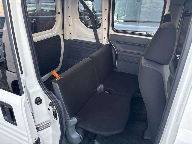 Honda N-VAN 11