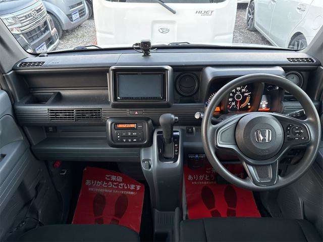 Honda N-VAN 8