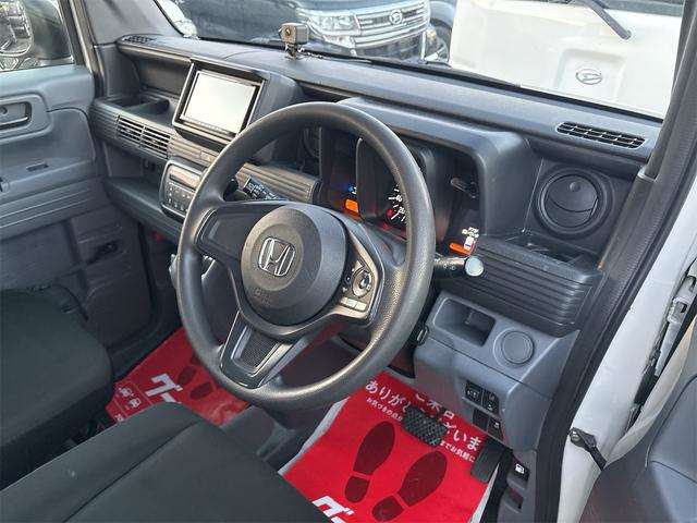 Honda N-VAN 9